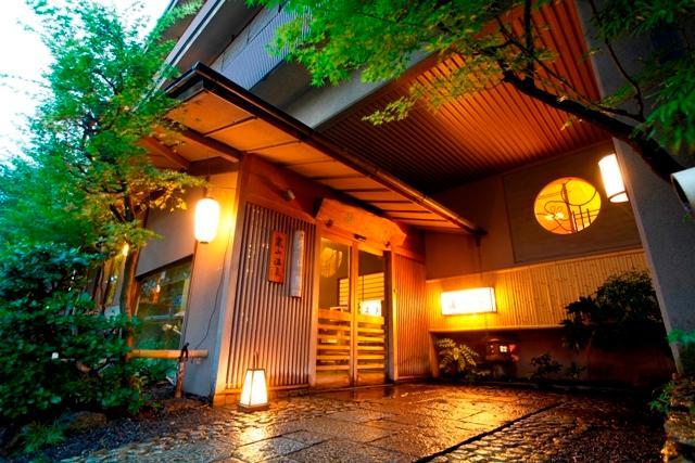 Kyoto Arashiyama Onsen Togetsutei Hotel Exterior photo